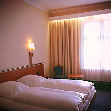 Kurfuerst Am Kurfuerstendamm Berlin Zewnętrze zdjęcie